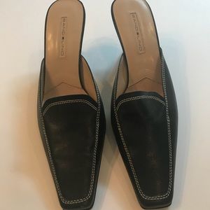 Bandolino Black Slip On Kitten Heels Sz 9